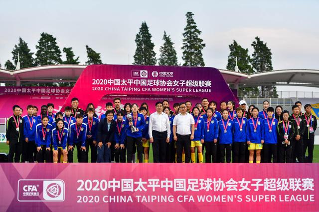 热身赛国篮19分不敌乌拉圭 引发球迷对轮换与执教质疑